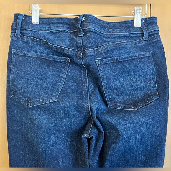 Talbots size 8 Barely Boot Jean, very dark blue. No flaws. EUC. - Picture 4 of 8